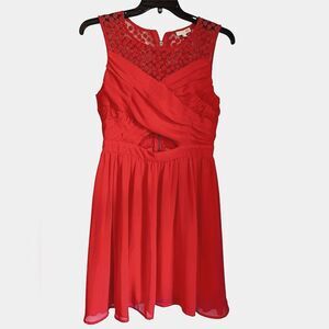 GIANNI BINI Ladies Dress with Lace top and overlay Size 11